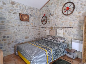 lou caladou gîte en pierre avec bain à remous